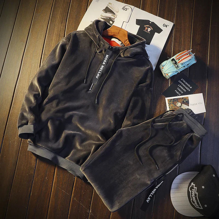 Corné | Velvet Trainingspak